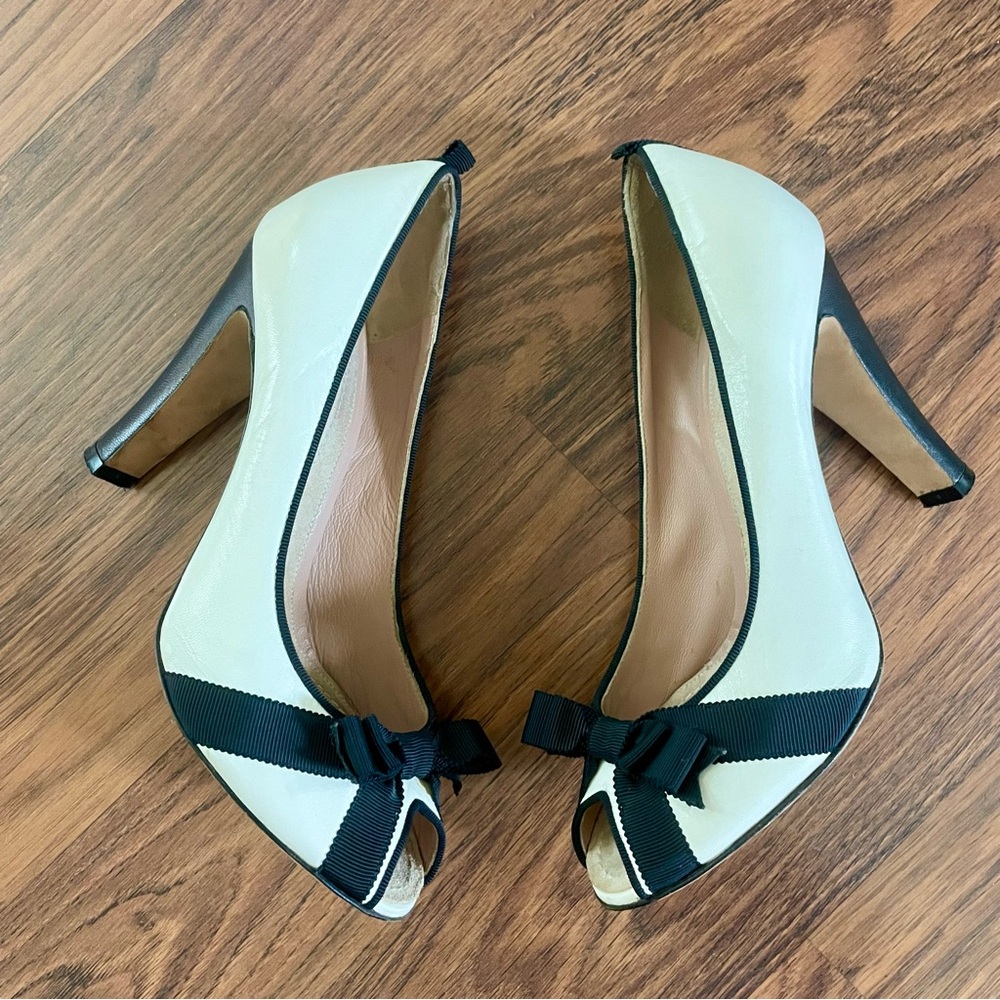 Marc Jacobs Peep Toe Pumps - Picture 5 of 9